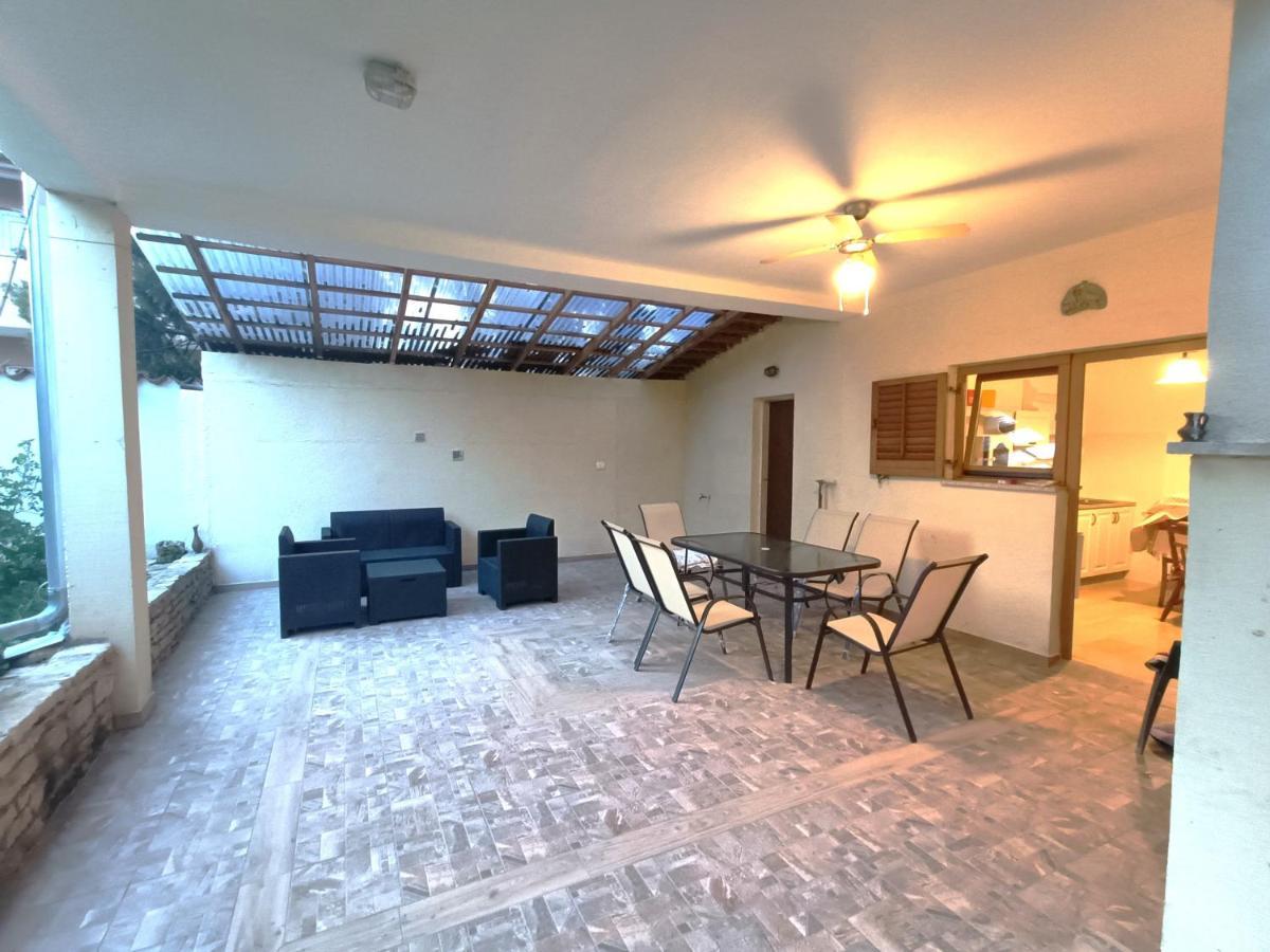 Apartment Pletikos Премантура Екстер'єр фото