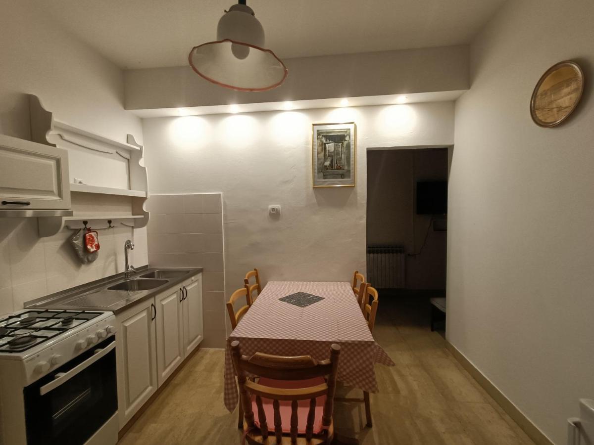 Apartment Pletikos Премантура Екстер'єр фото